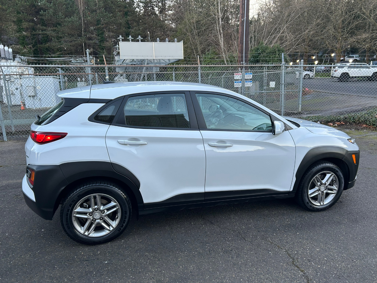 Hyundai Kona SE AWD 2021