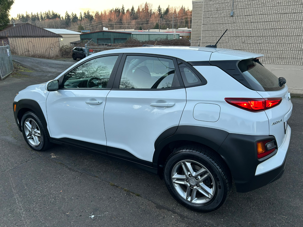 Hyundai Kona SE AWD 2021