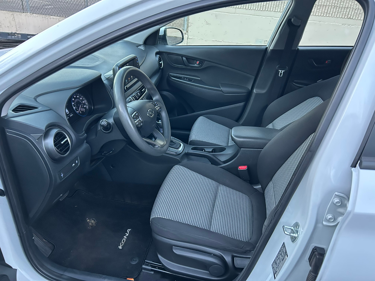 Hyundai Kona SE AWD 2021