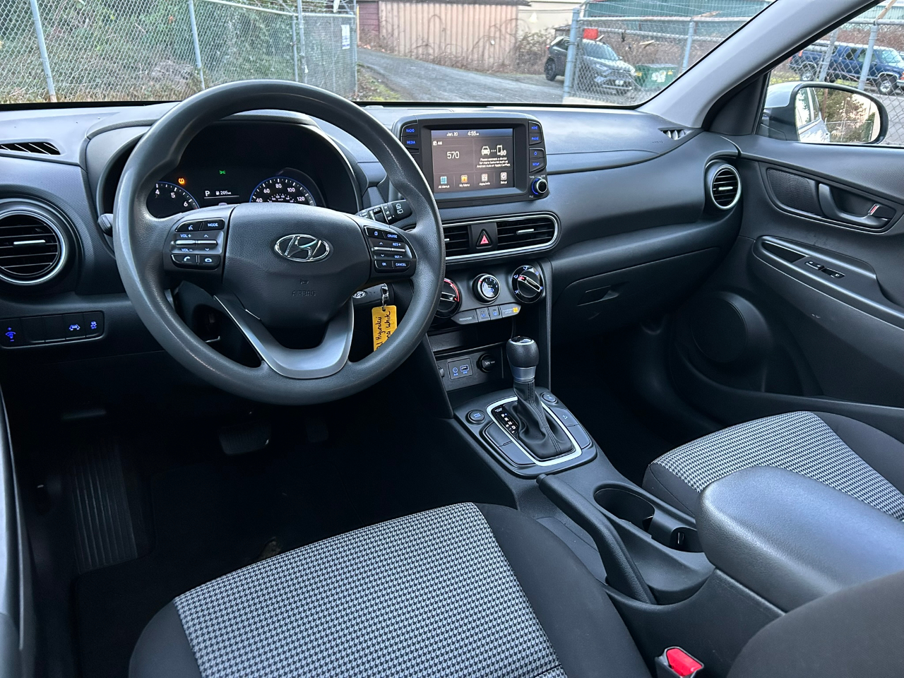 Hyundai Kona SE AWD 2021