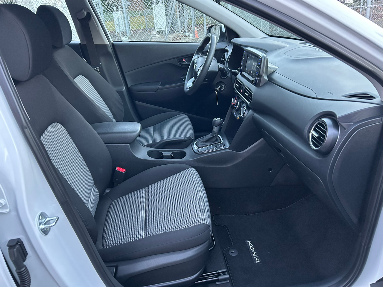 Hyundai Kona SE AWD 2021