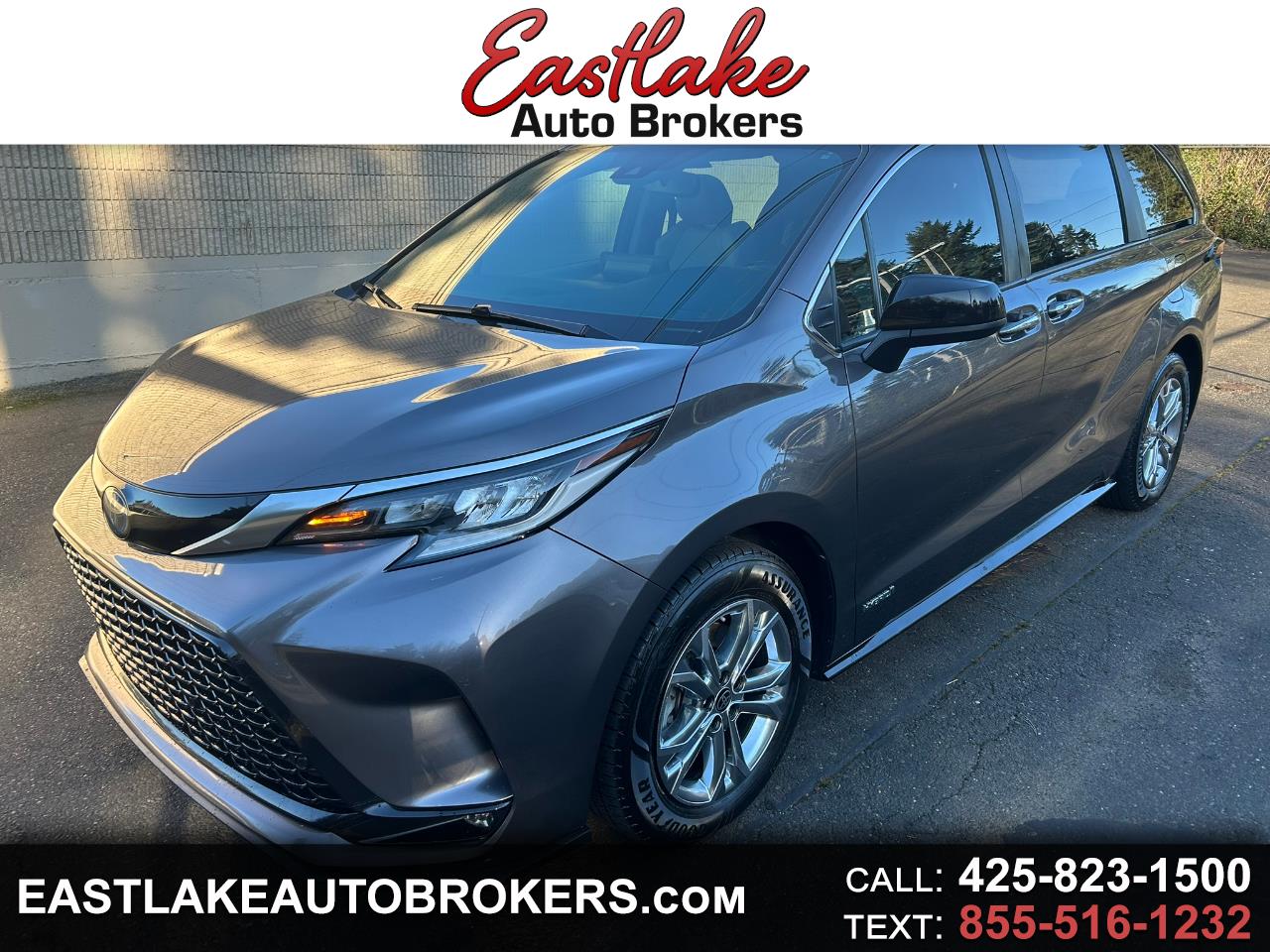 Toyota Sienna XSE 7-Passenger AWD 2021