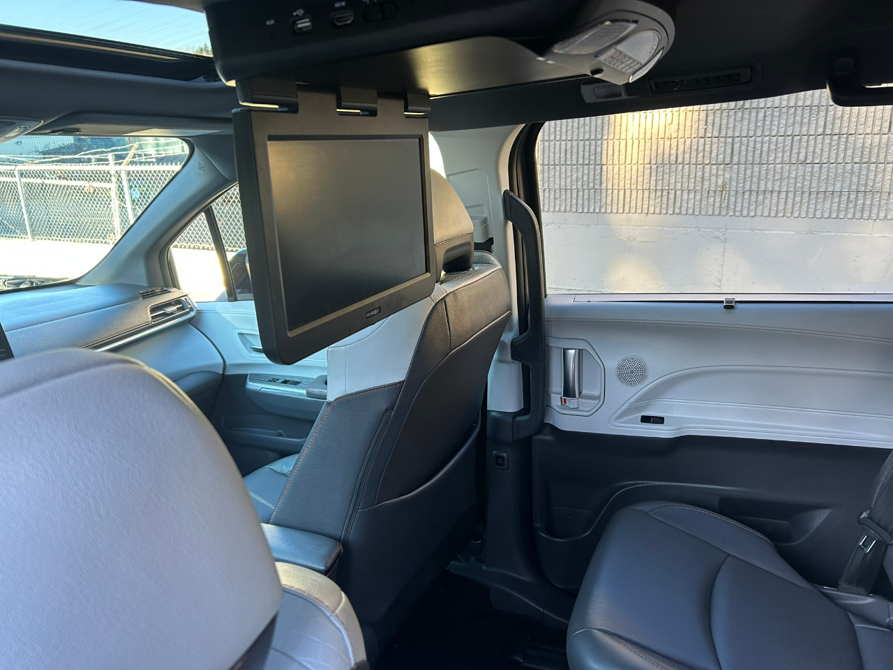 Toyota Sienna XSE 7-Passenger AWD 2021