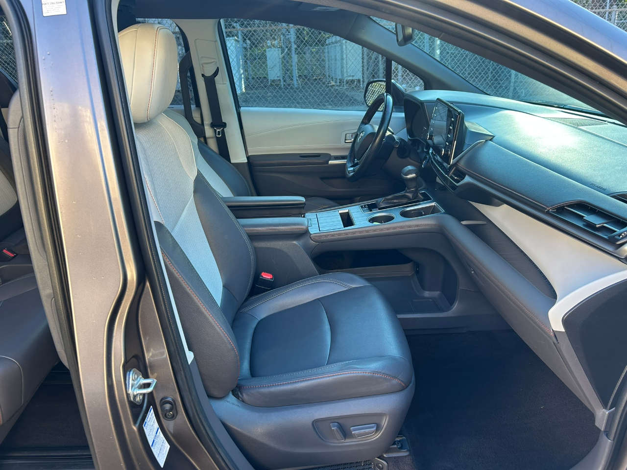 Toyota Sienna XSE 7-Passenger AWD 2021