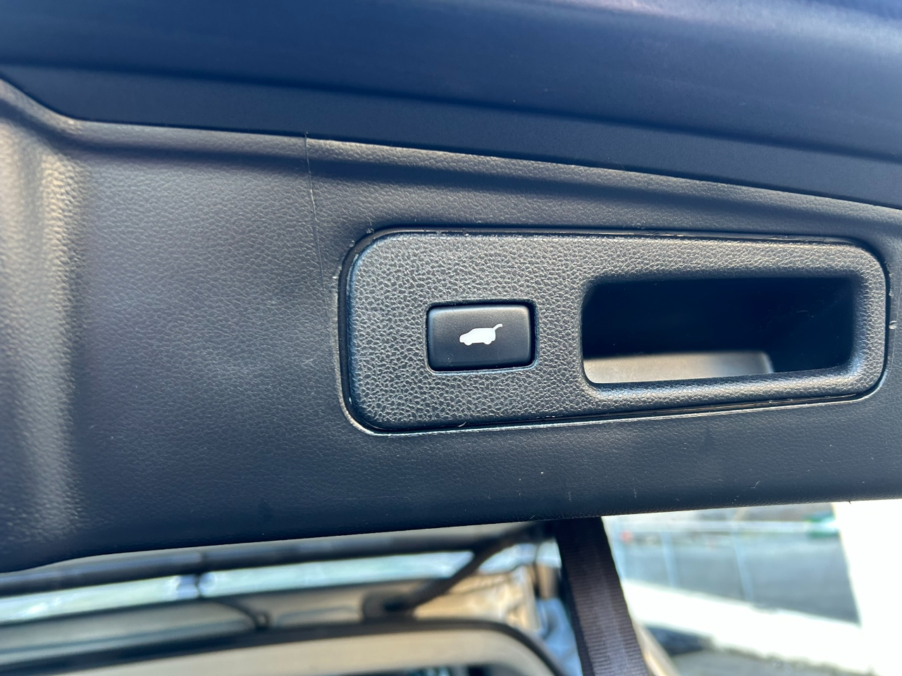 Honda Pilot Touring 4WD 5-Spd AT with DVD 2011