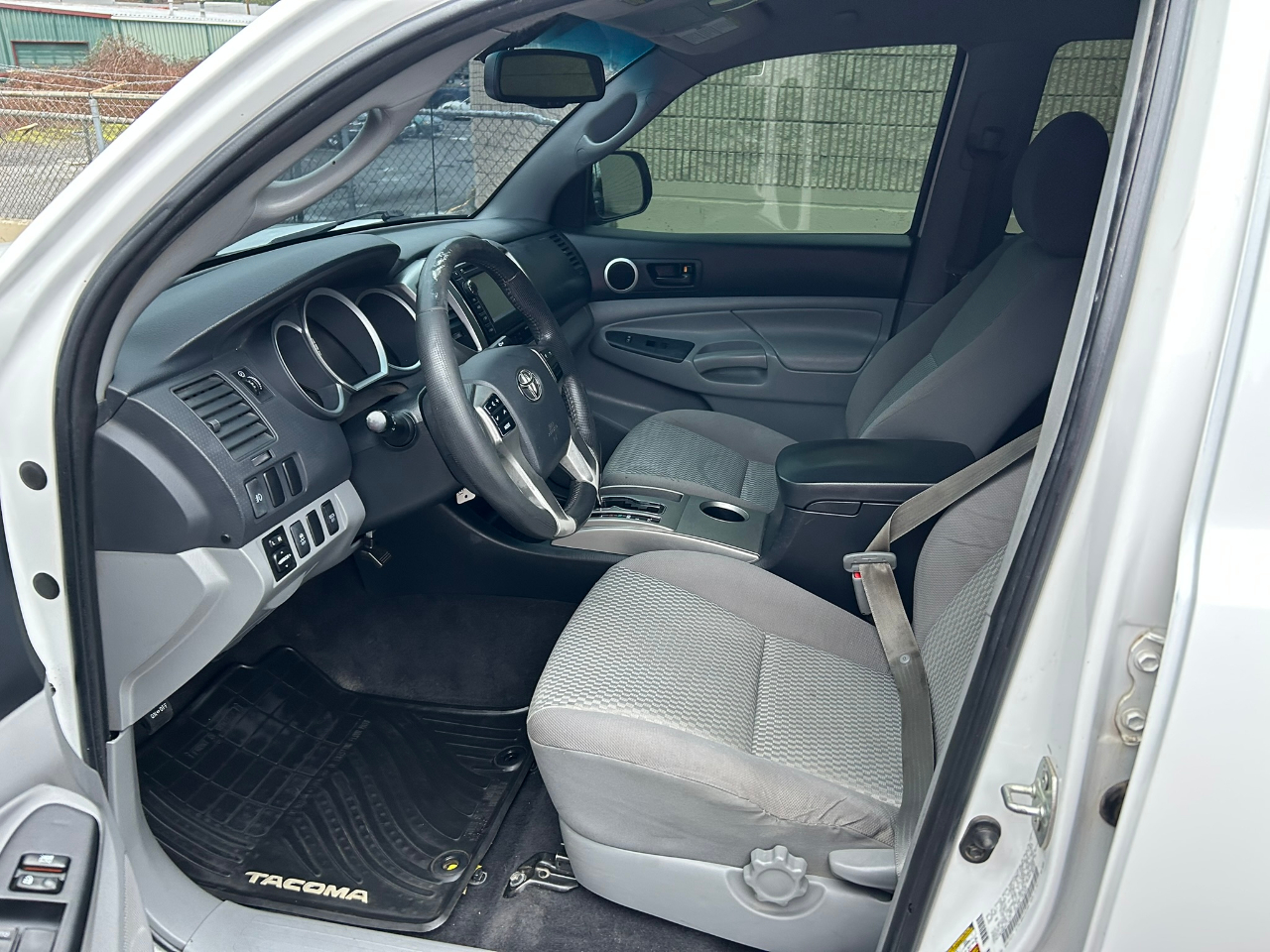 Toyota Tacoma Double Cab V6 4WD 2013