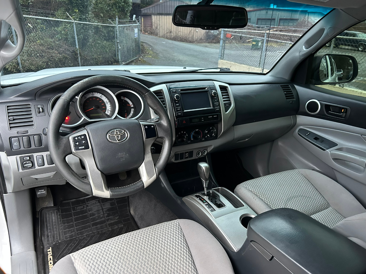 Toyota Tacoma Double Cab V6 4WD 2013