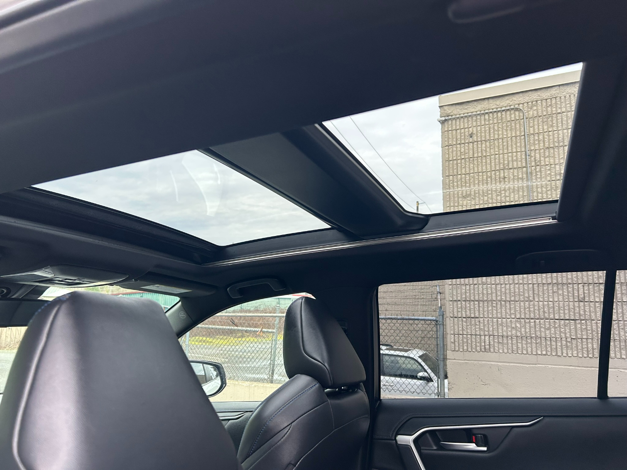 Toyota RAV4 Hybrid XSE 2019