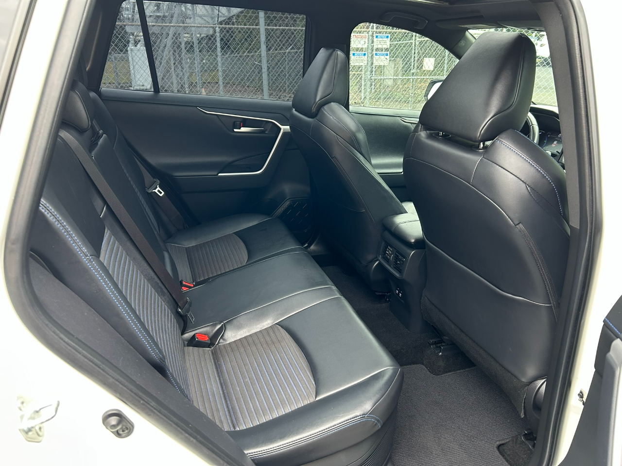 Toyota RAV4 Hybrid XSE 2019