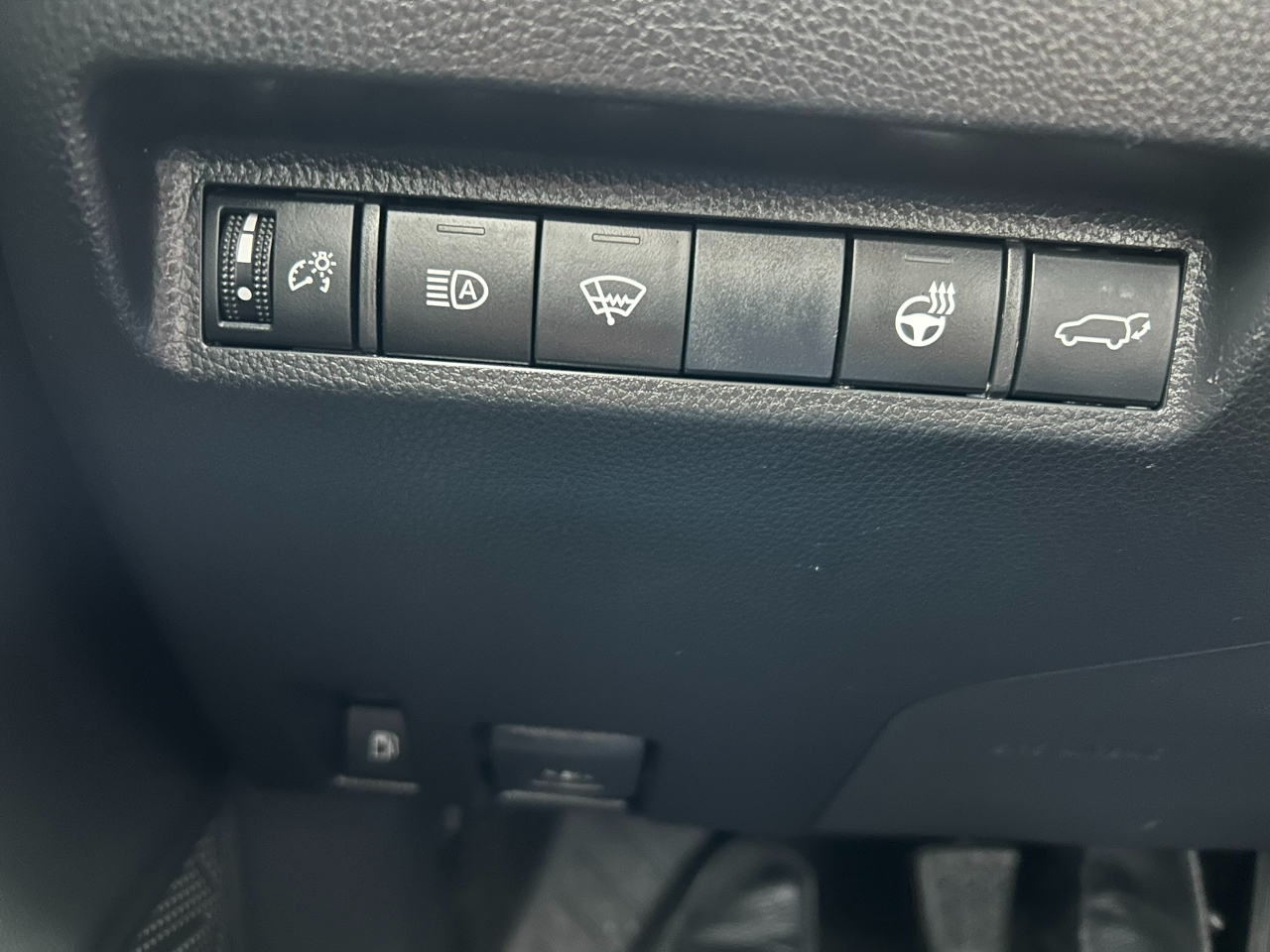 Toyota RAV4 Hybrid XSE 2019