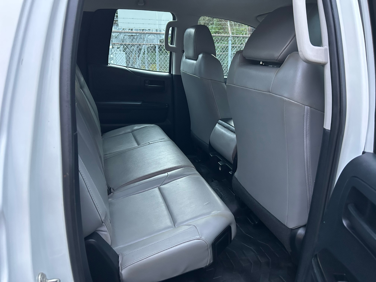 Toyota Tundra SR5 5.7L V8 FFV Double Cab 4WD 2014