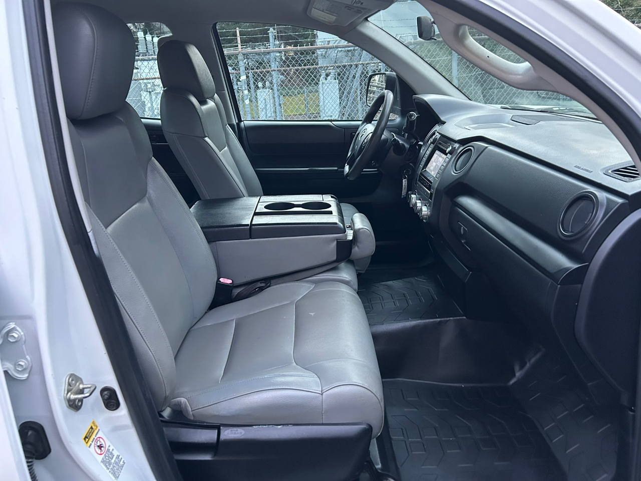 Toyota Tundra SR5 5.7L V8 FFV Double Cab 4WD 2014