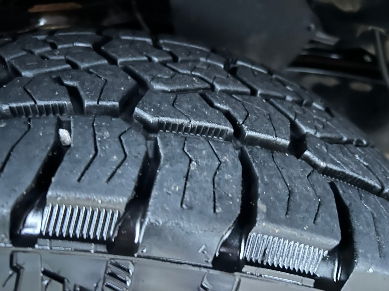 Toyota Tundra Limited 5.7L Double Cab 4WD 2017