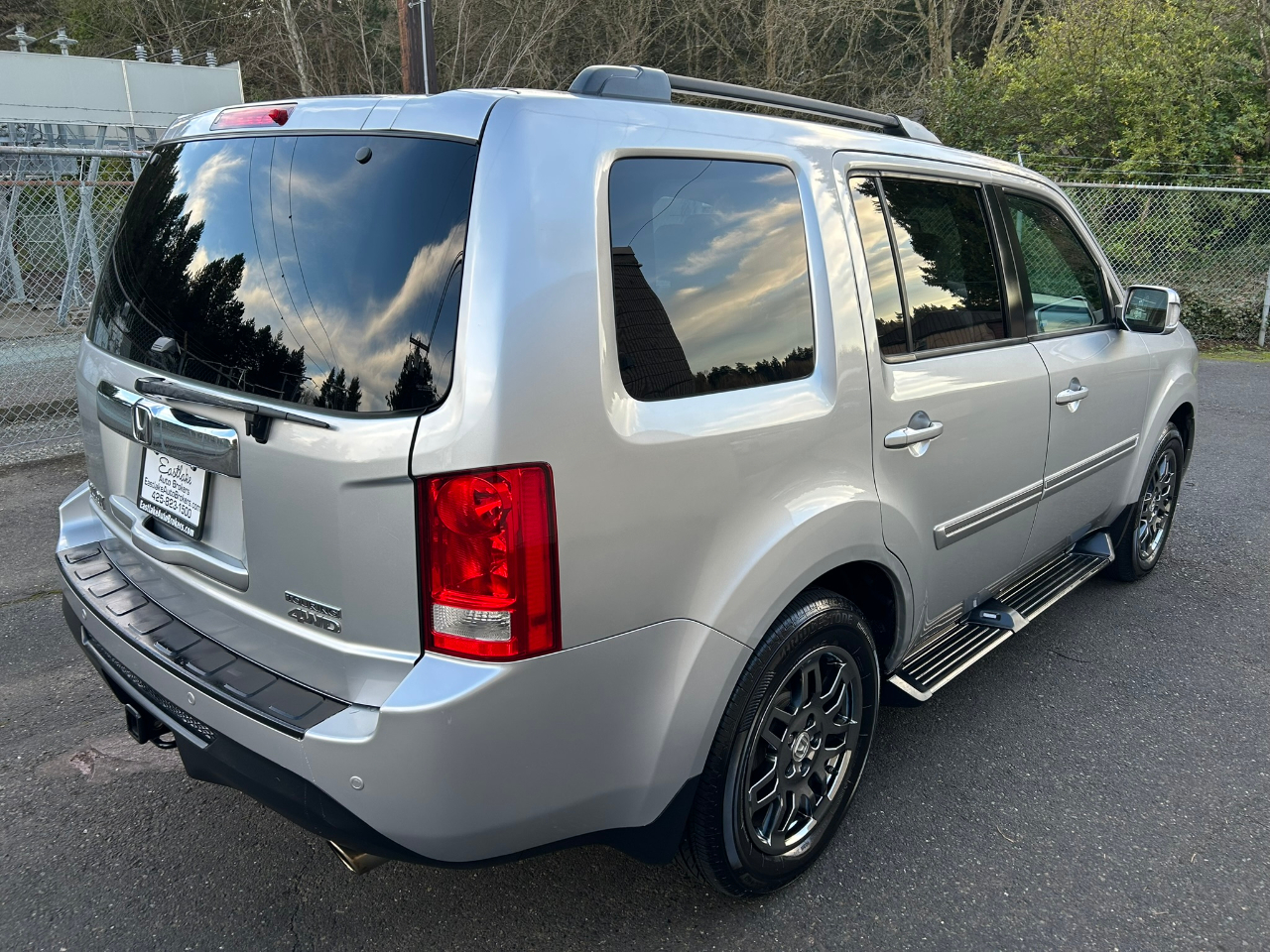 Honda Pilot Touring 4WD 5-Spd AT with DVD 2013