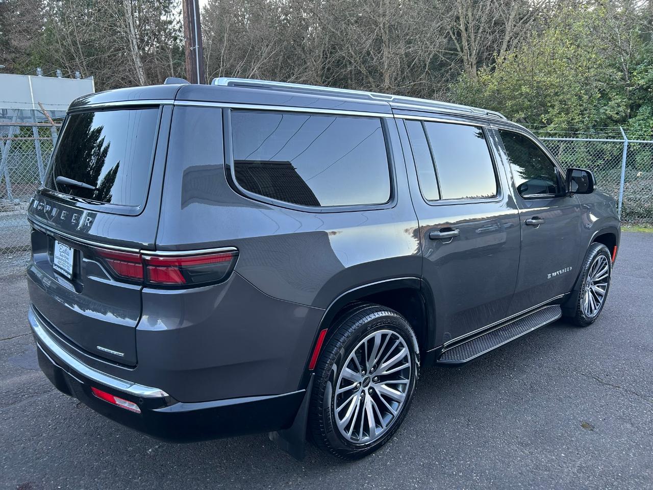 Jeep Wagoneer Series II 4WD 2023