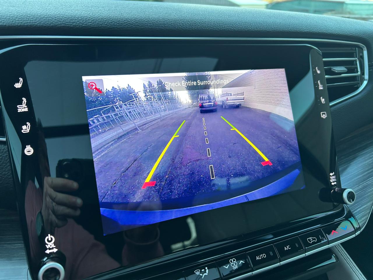 Jeep Wagoneer Series II 4WD 2023