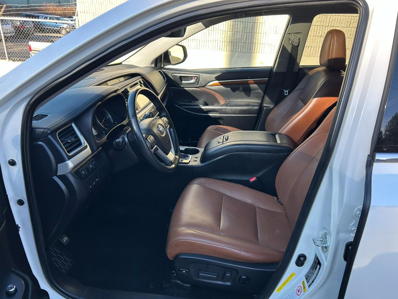 Toyota Highlander Hybrid Limited Platinum AWD 2019