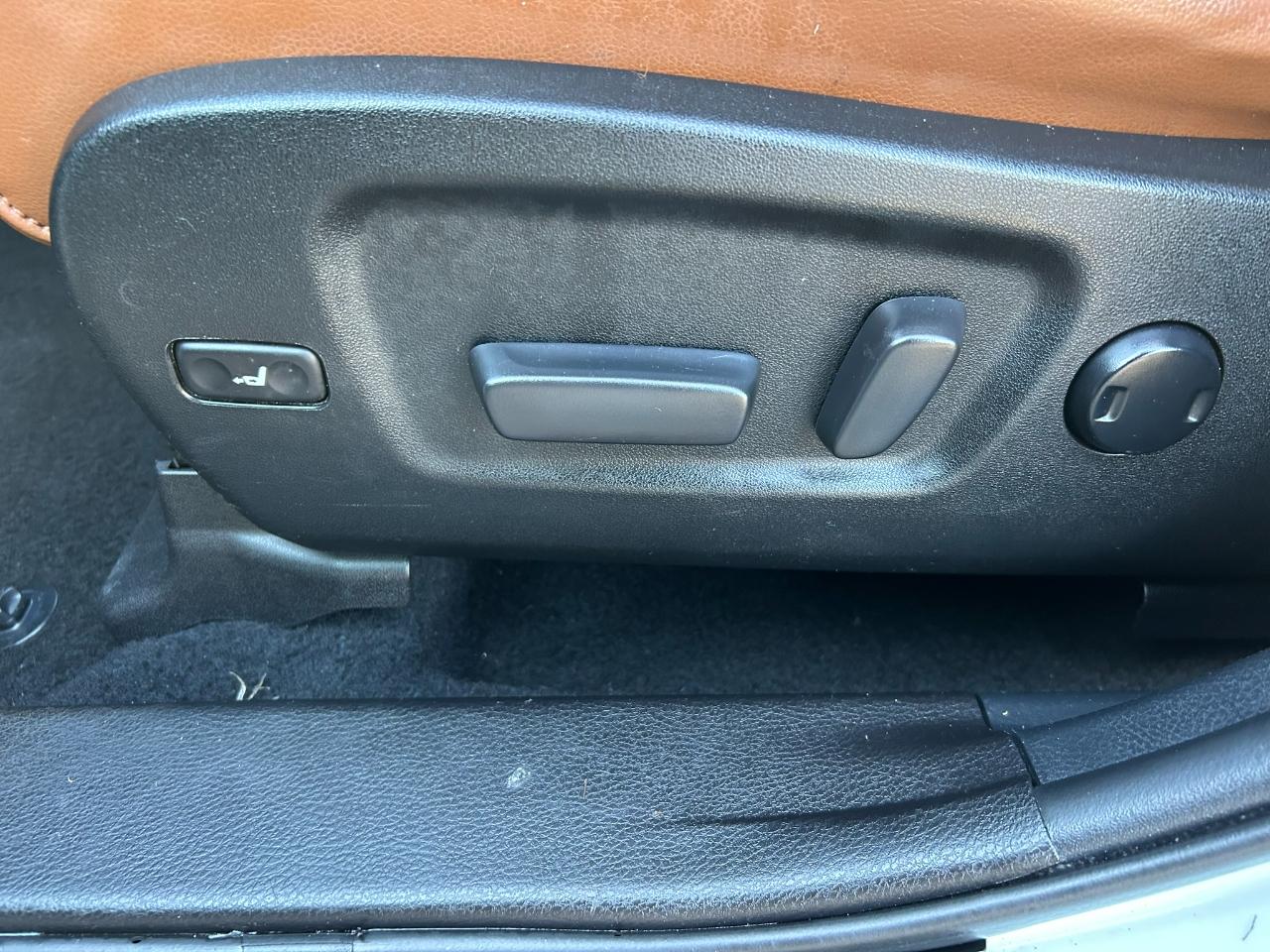 Toyota Highlander Hybrid Limited Platinum AWD 2019