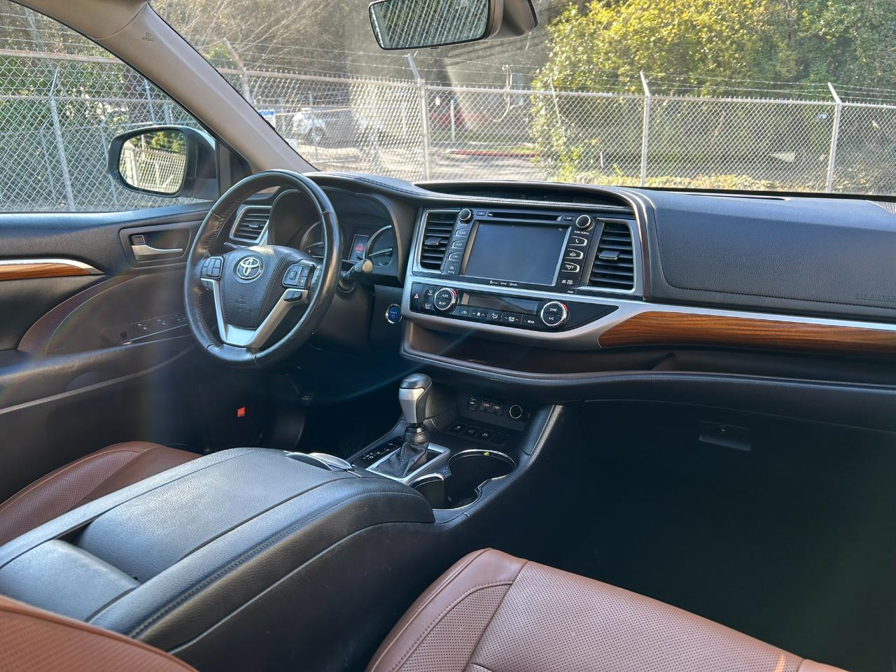 Toyota Highlander Hybrid Limited Platinum AWD 2019