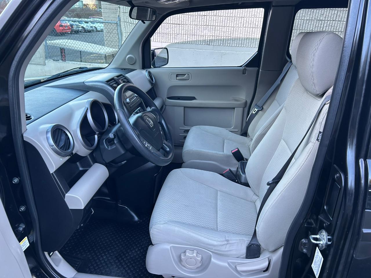 Honda Element EX 4WD AT 2010