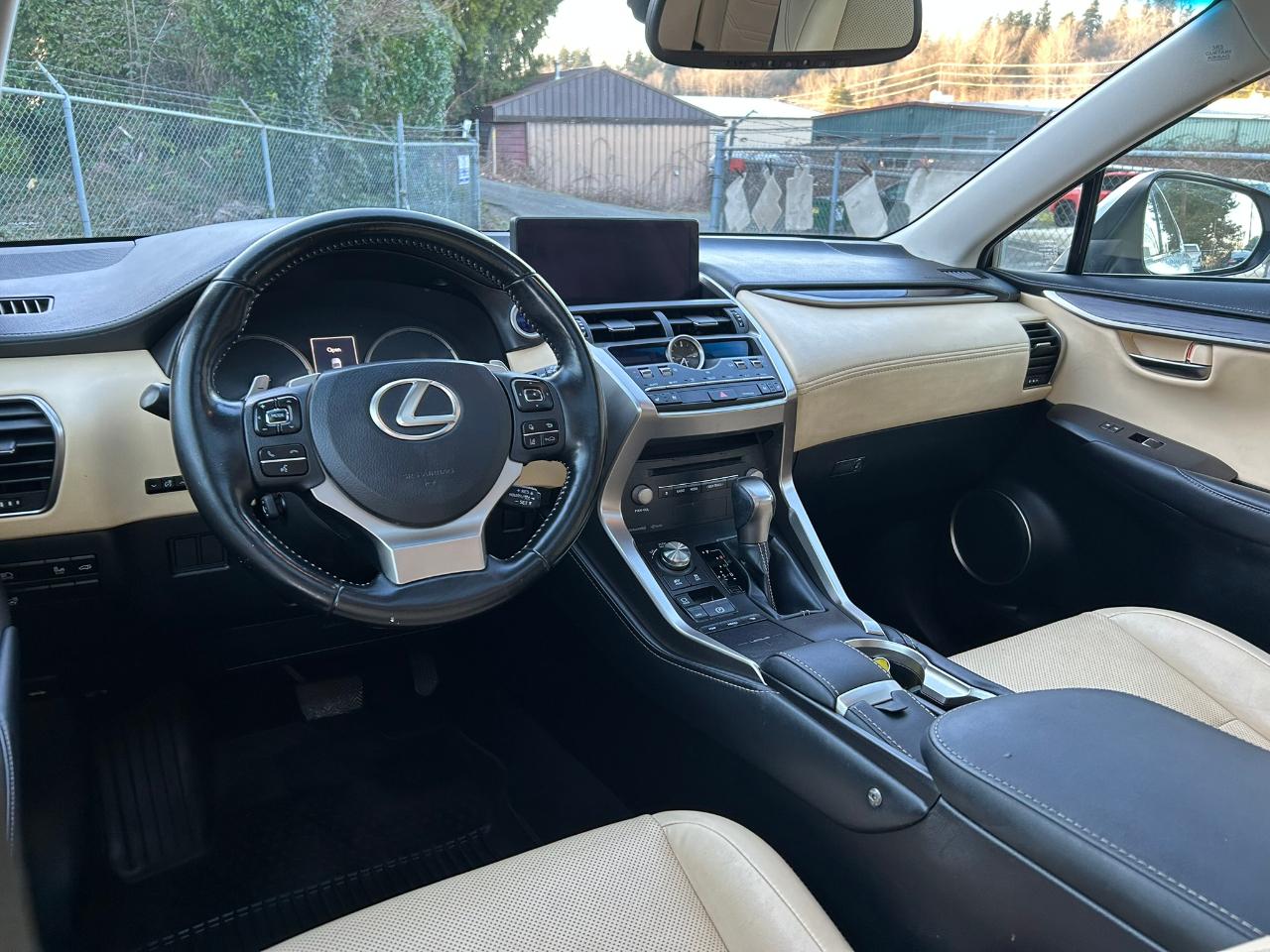 Lexus NX 300h AWD 2018