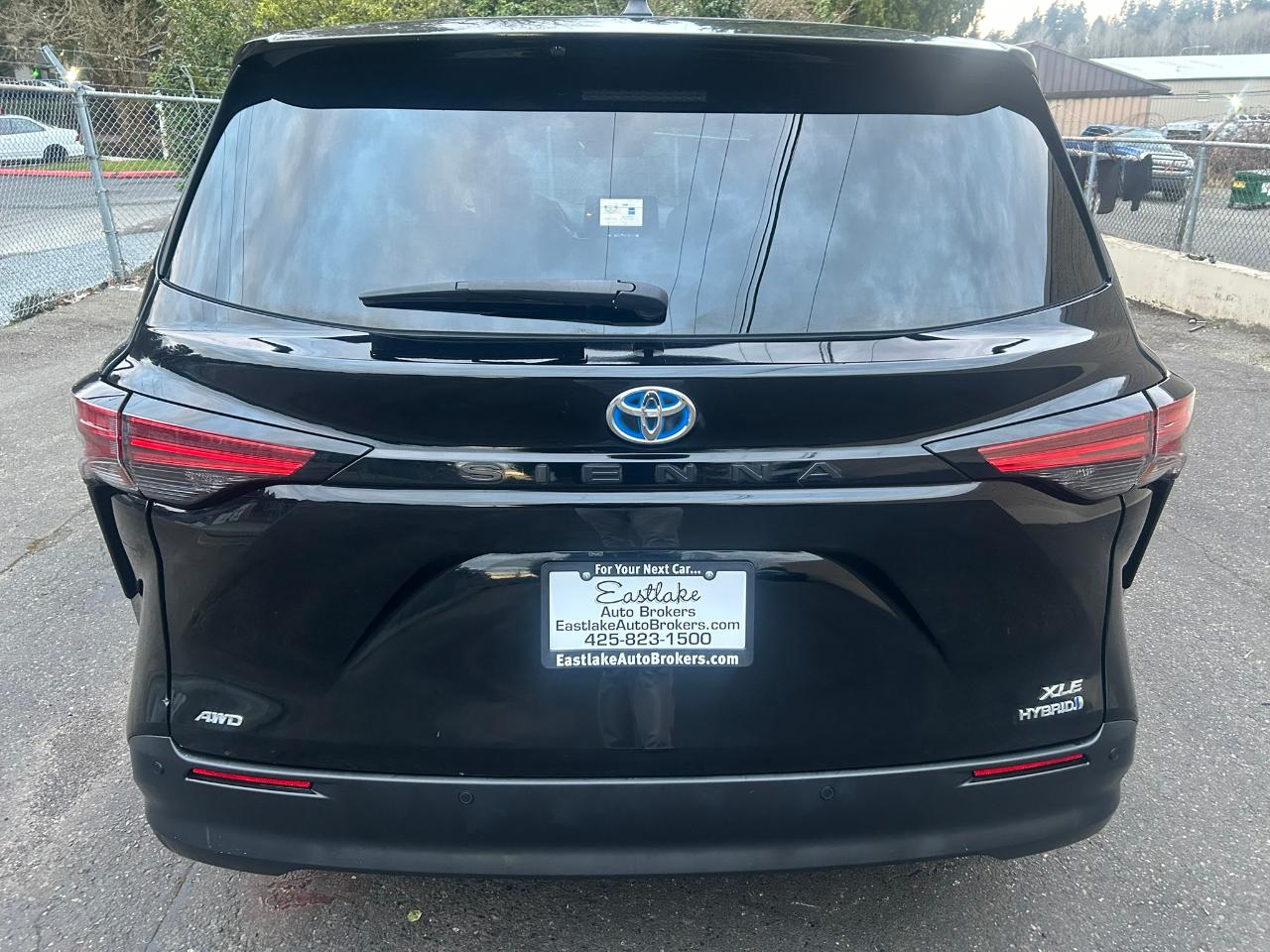 Toyota Sienna XLE 7-Passenger AWD 2022