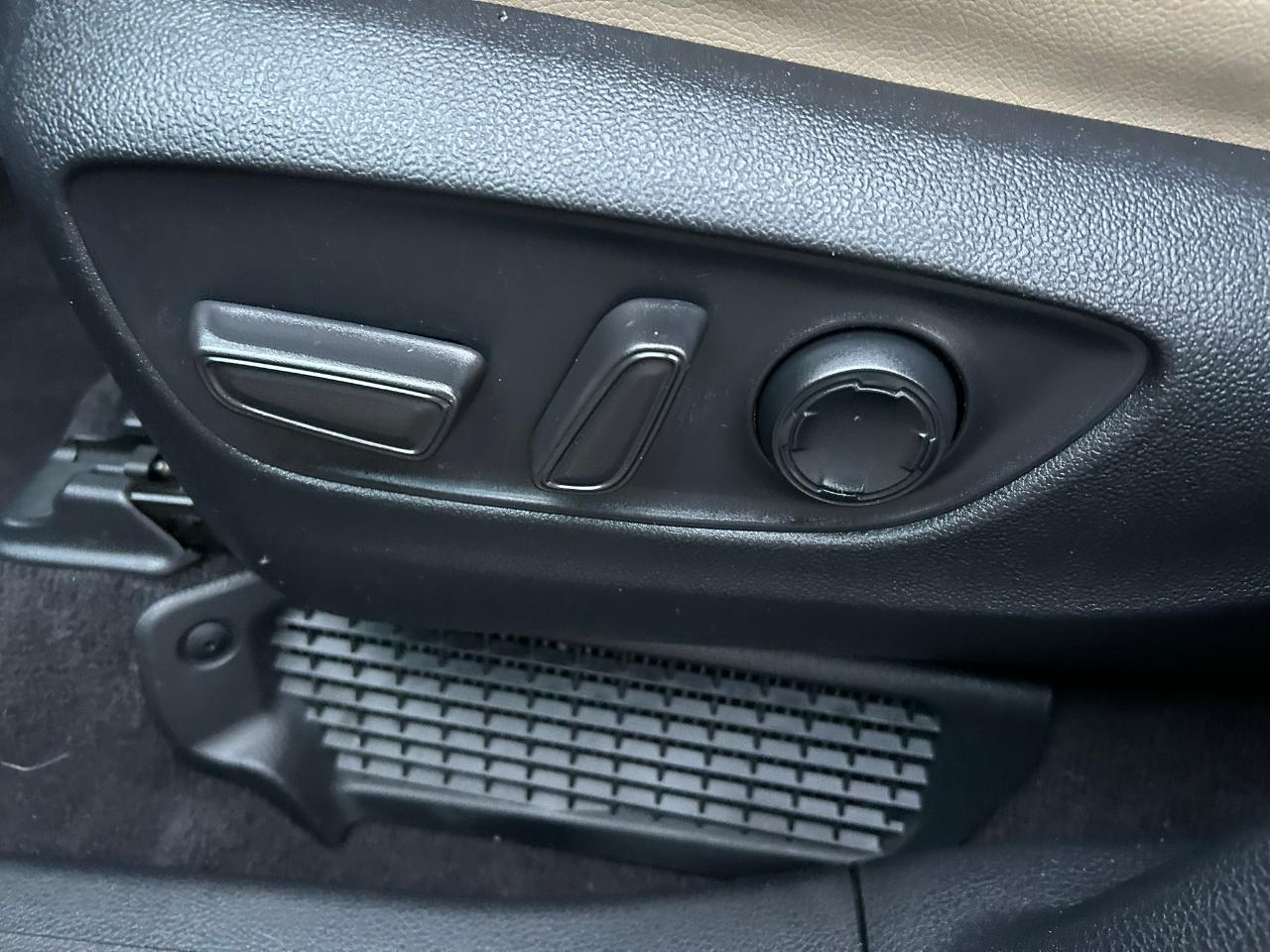 Toyota Sienna XLE 7-Passenger AWD 2022