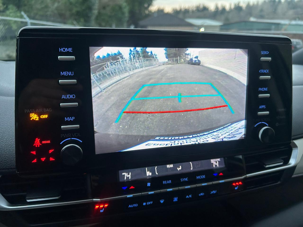 Toyota Sienna XLE 7-Passenger AWD 2022