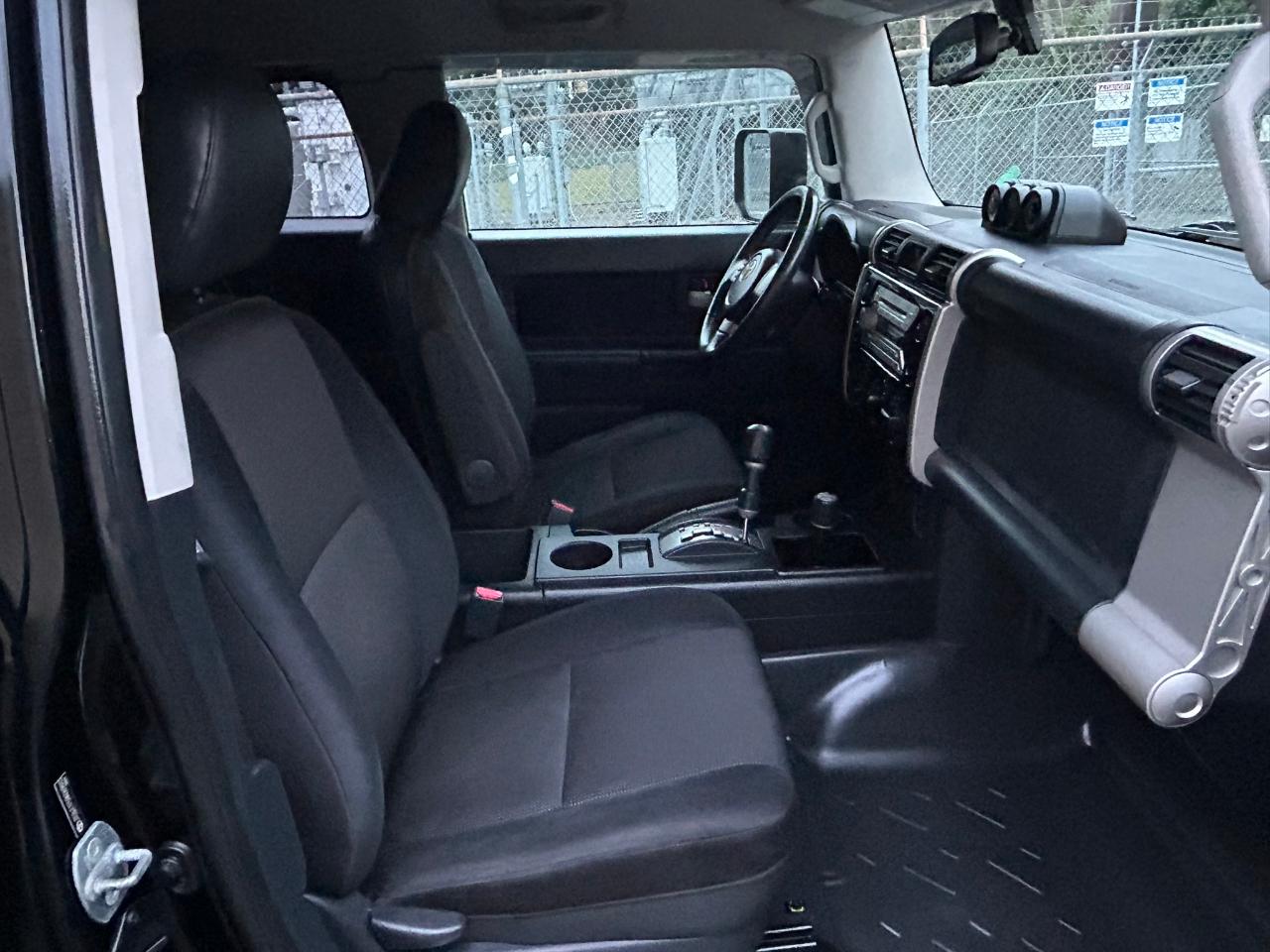 Toyota FJ Cruiser 4WD AT 2009