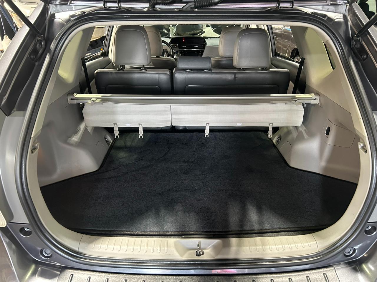 Toyota Prius V Four 2016