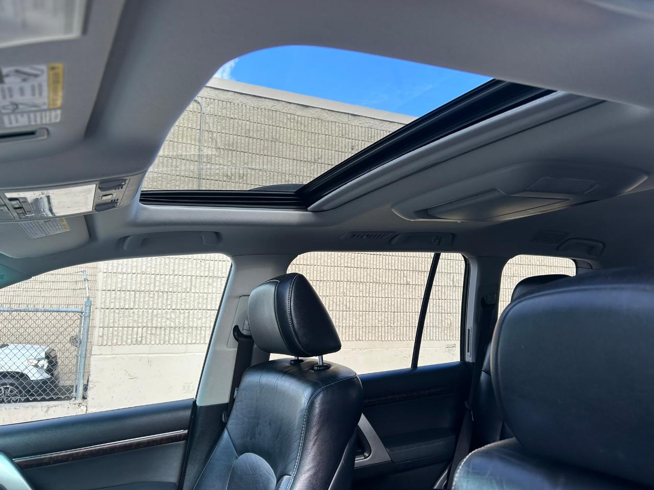 Toyota Land Cruiser 4WD 2014