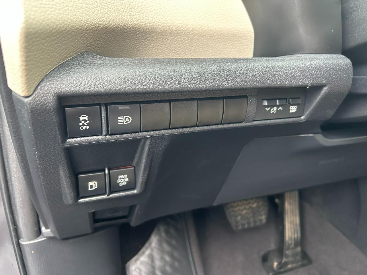 Toyota Sienna XLE 7-Passenger AWD 2023