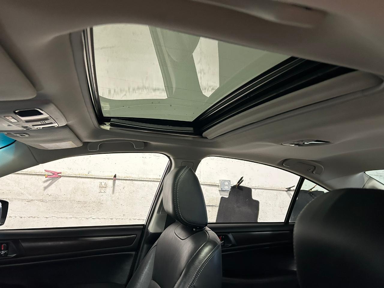 Subaru Legacy 2.5i Limited 2016