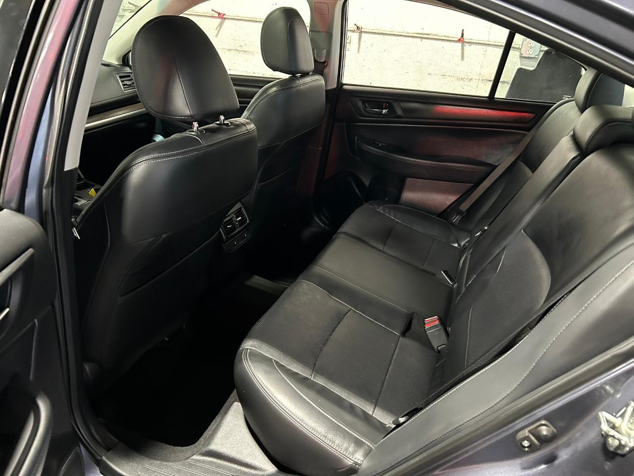 Subaru Legacy 2.5i Limited 2016