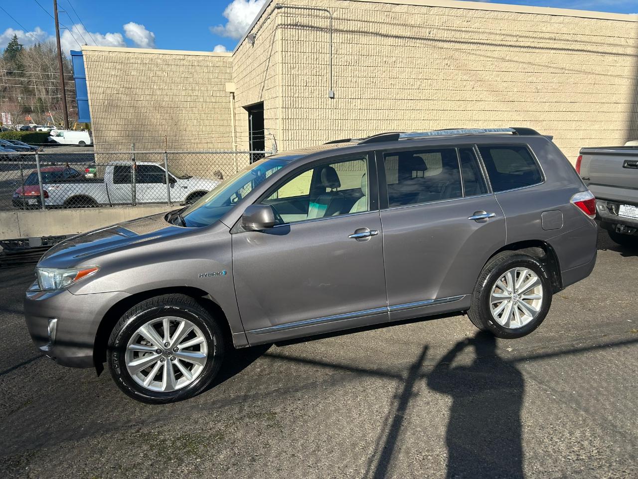 Toyota Highlander Hybrid Limited 4WD 2012