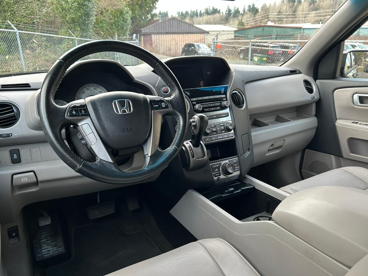 Honda Pilot EX-L 4WD 5-Spd AT with Navigation 2012