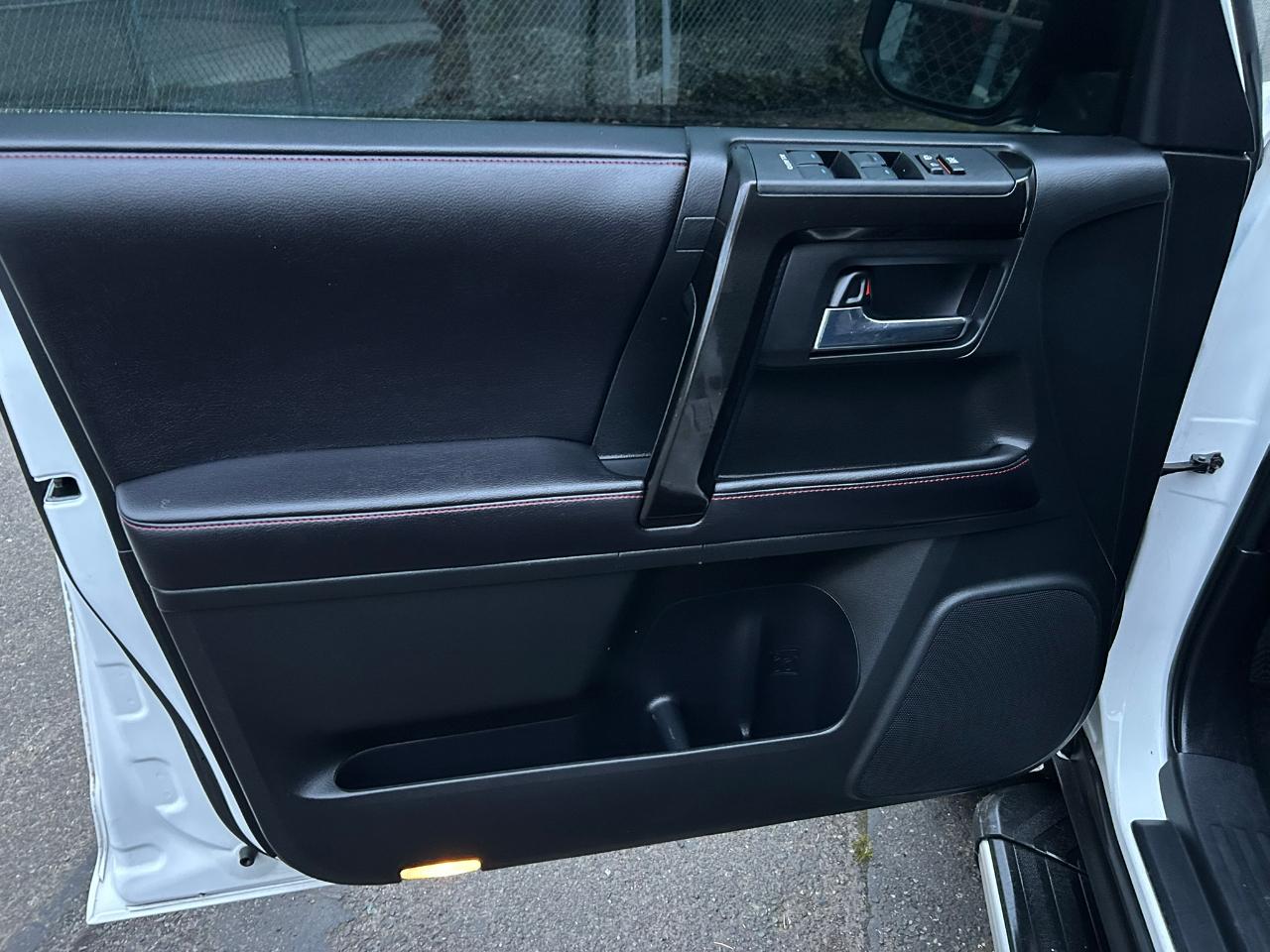 Toyota 4Runner  2016