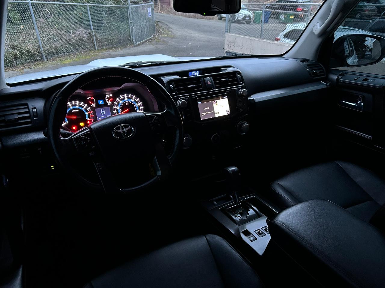 Toyota 4Runner  2016