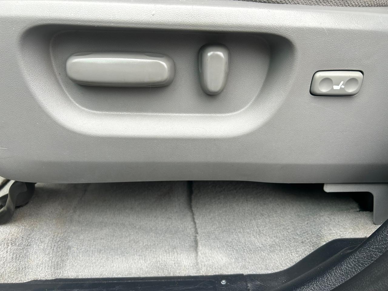 Toyota Tundra SR5 Double Cab 5.7L 4WD 2008