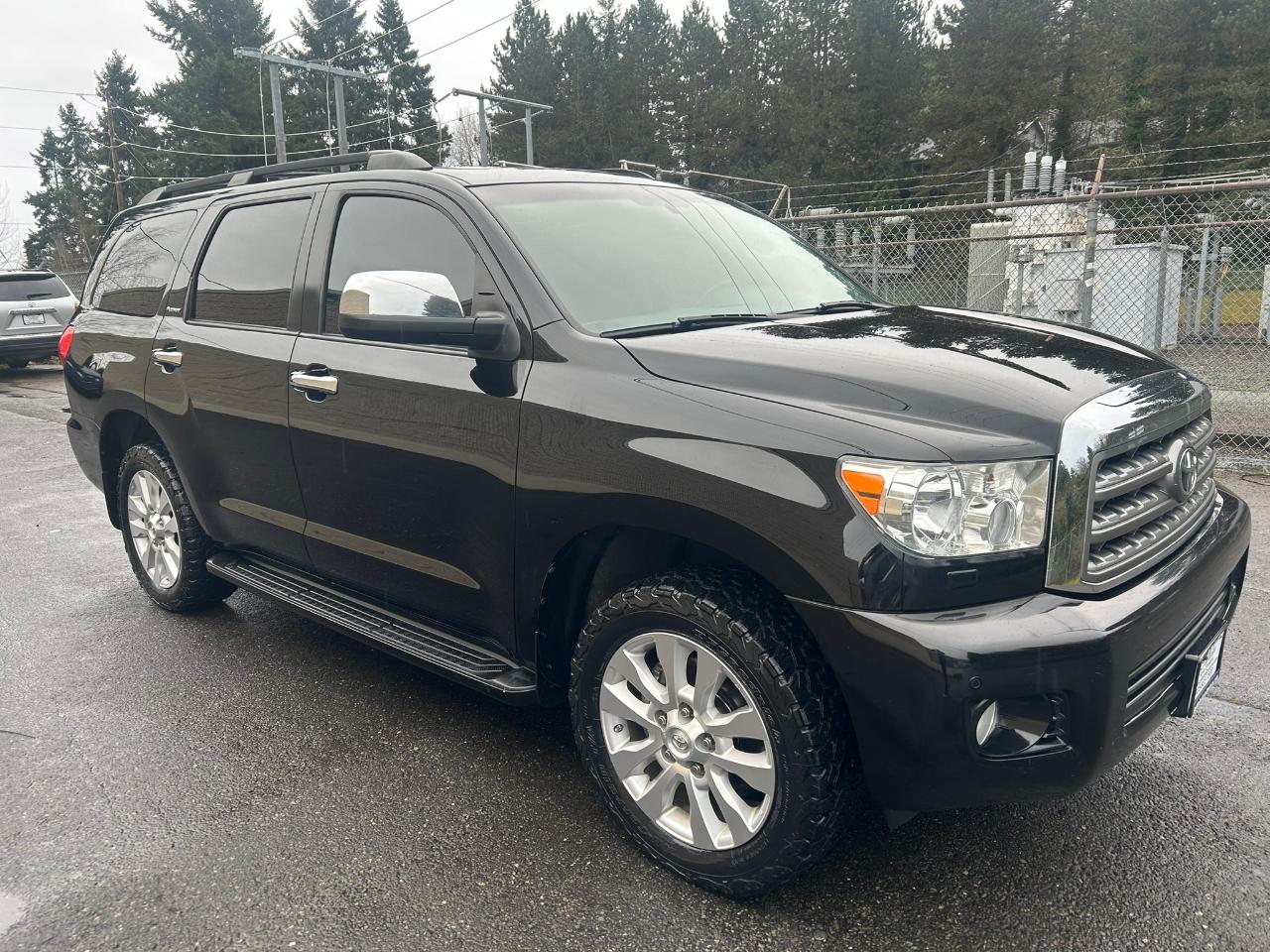 Toyota Sequoia Plantium 4WD FFV 2014