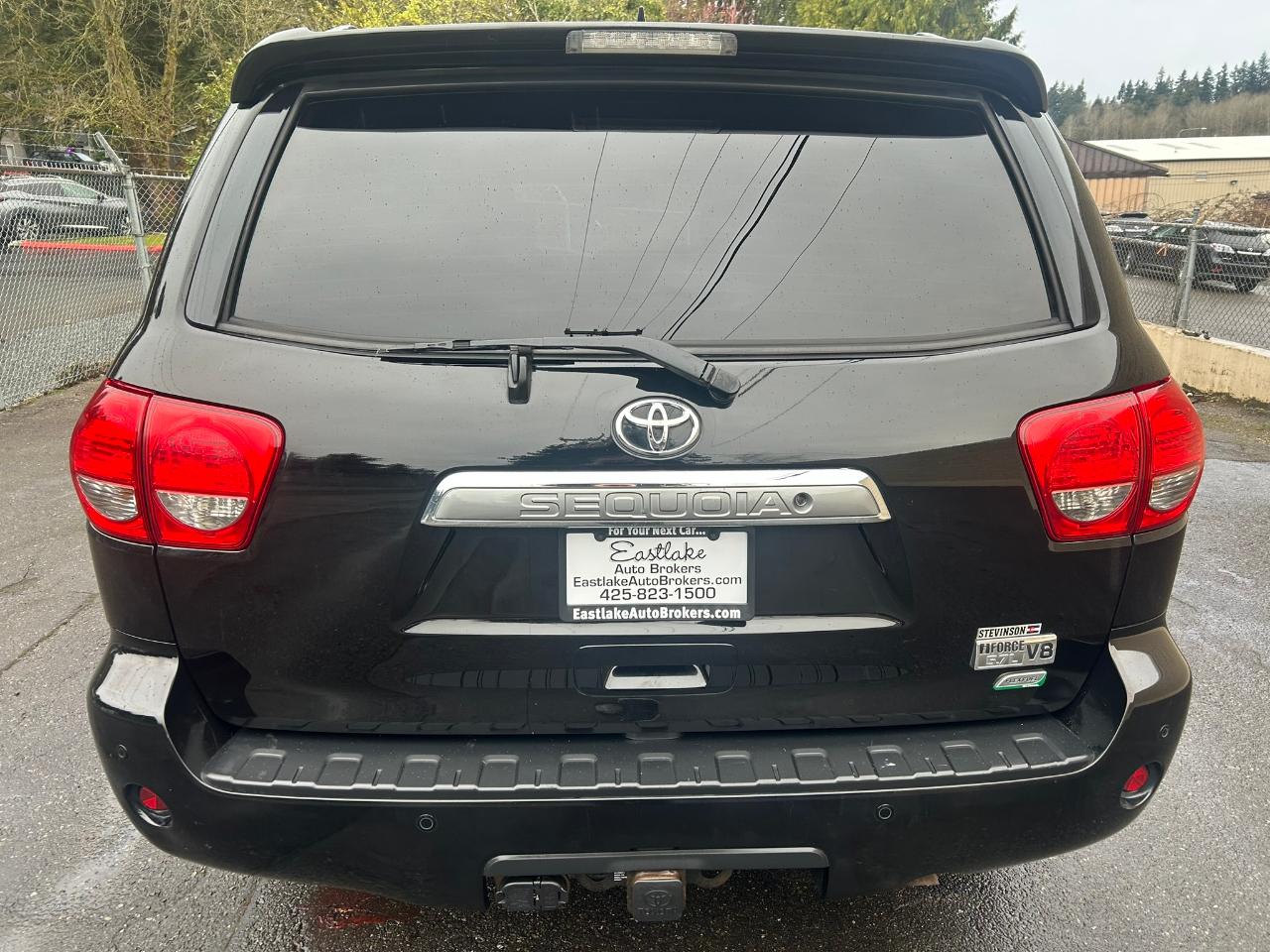 Toyota Sequoia Plantium 4WD FFV 2014