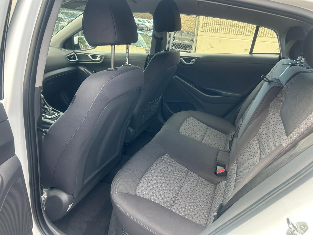 Hyundai Ioniq Hybrid  2018