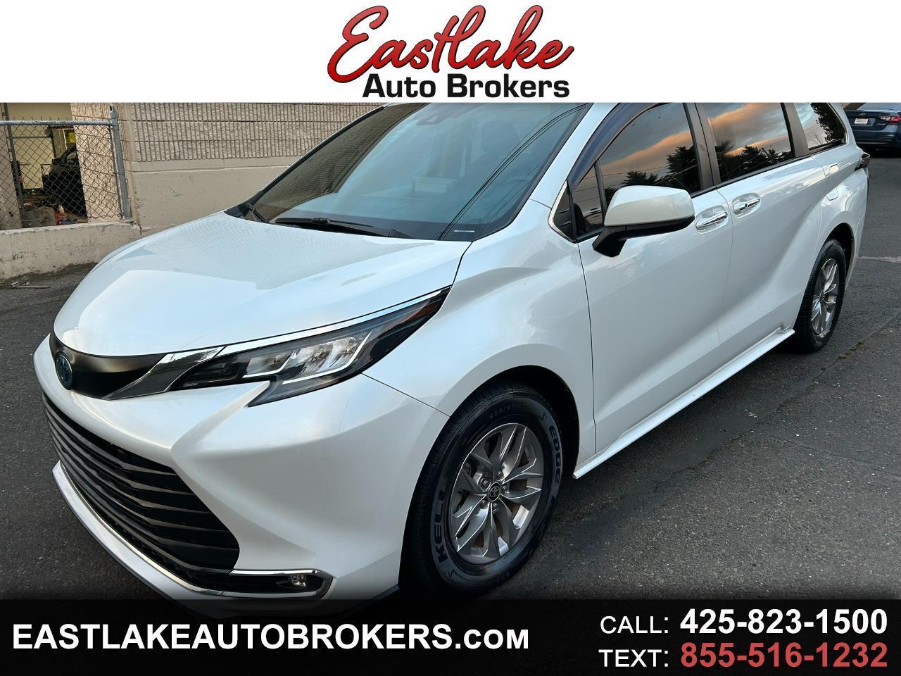 Toyota Sienna XLE 7-Passenger AWD 2022
