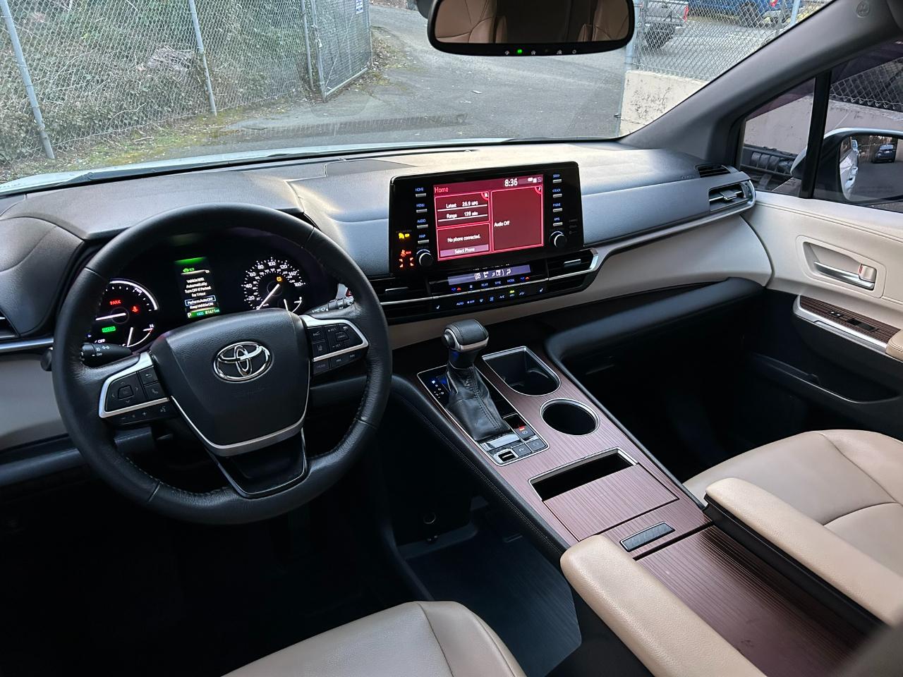 Toyota Sienna XLE 7-Passenger AWD 2022