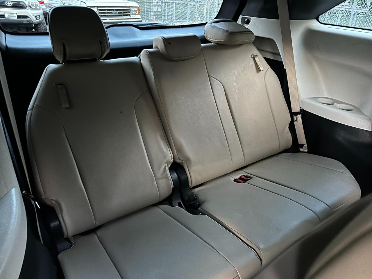 Toyota Sienna XLE 7-Passenger AWD 2022