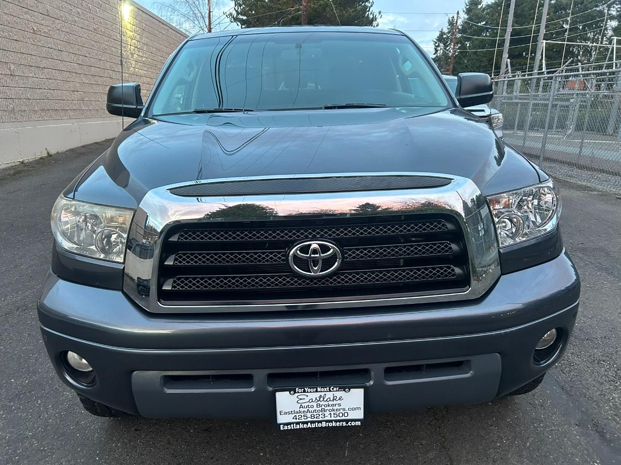 Toyota Tundra  2008