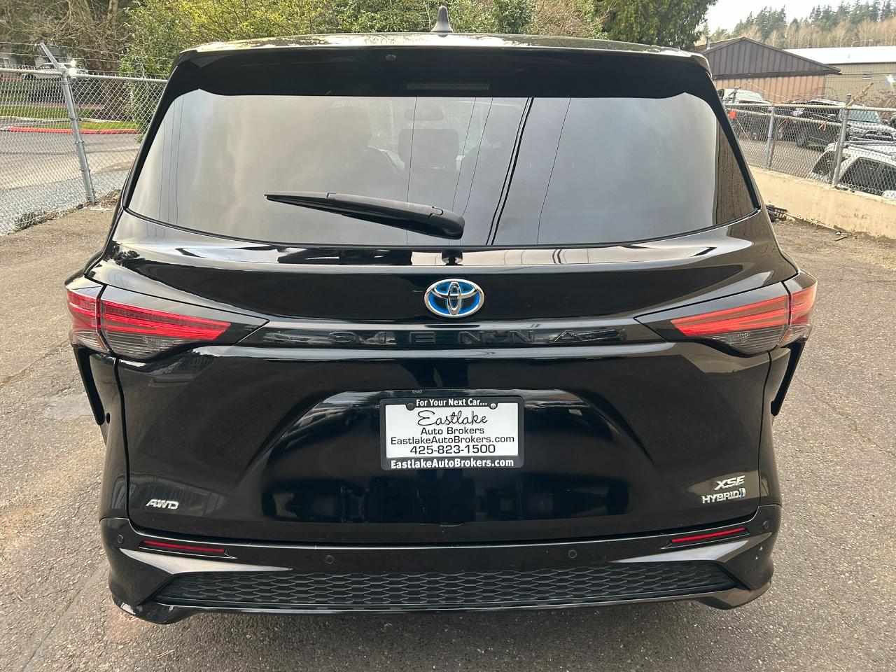 Toyota Sienna XSE 7-Passenger AWD 2021