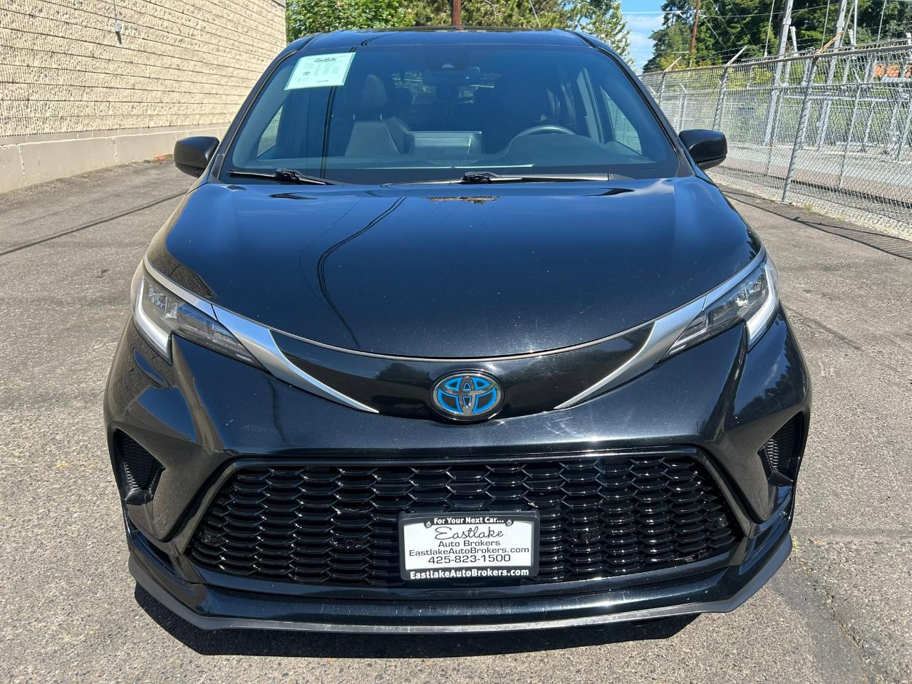 Toyota Sienna XSE 7-Passenger AWD 2021