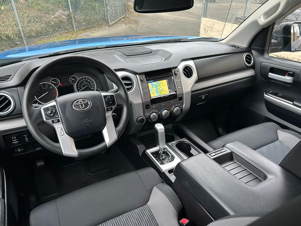 Toyota Tundra SR5 5.7L V8 Double Cab 4WD 2016