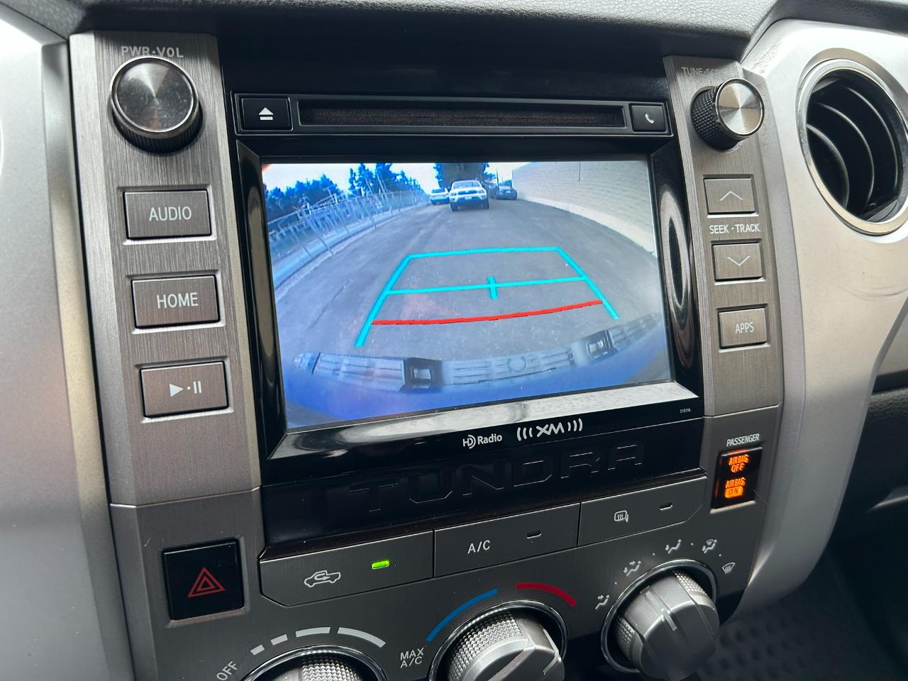 Toyota Tundra SR5 5.7L V8 Double Cab 4WD 2016